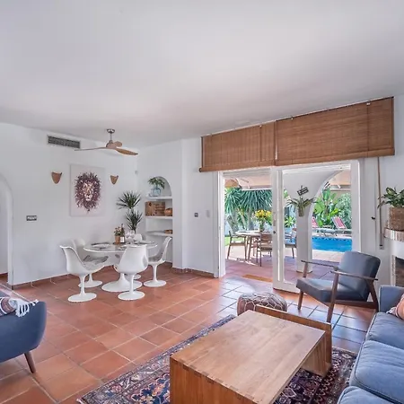 Villa Casa Linda Great Located House In Marbella