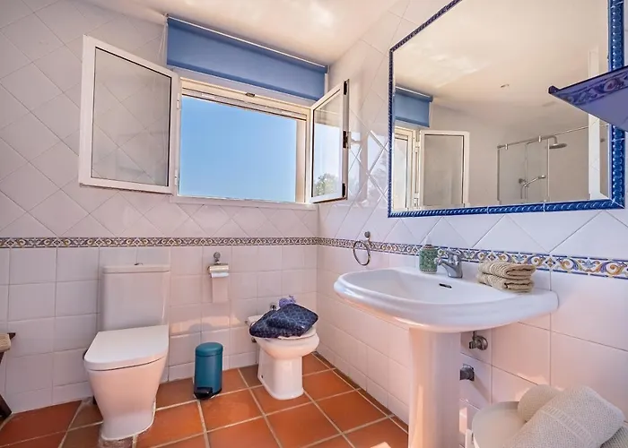 빌라 Casa Linda Great Located House In 마르베야