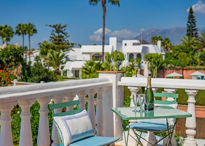 Casa Linda Great Located House In Marbella