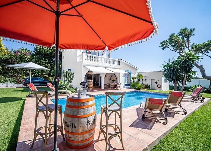Casa Linda Great Located House In Marbella